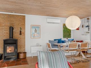 Holiday Home Cordelia - 400m from the sea by Interhome - 1