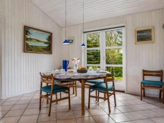 Holiday Home Hauke - 478m from the sea by Interhome - 9