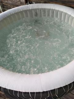 Cozy Cabin with Spa and Picnic Space in Marshall, Arkansas - 9