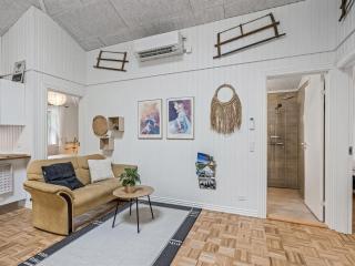 Holiday Home Veijo - 400m to the fjord by Interhome - 3