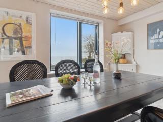 Apartment Elsabeth - 50m from the sea by Interhome - 2