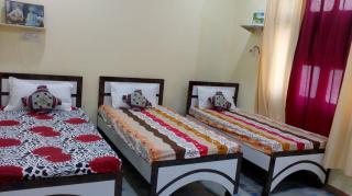 Blue eye Backpackers - 6