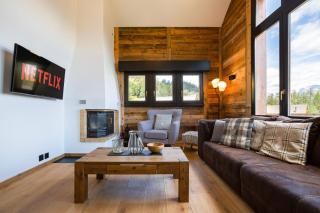 Paradise Awaits in the Mountains of La Tzoumaz - 8