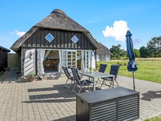 Apartment Ronja - 1-3km from the sea by Interhome - 9