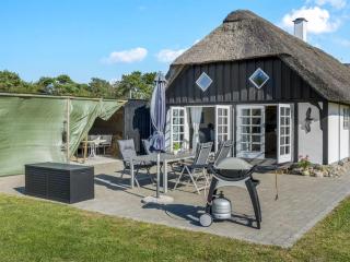 Apartment Ronja - 1-3km from the sea by Interhome - 4