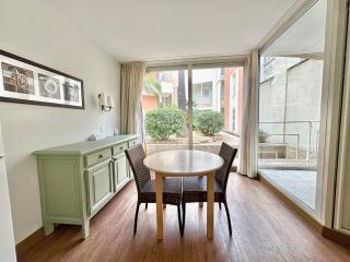 Lumineux F2 avec terrasse & piscine, Fréjus-Port - 8