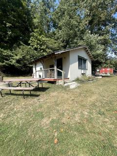 Equipped Cabin Surrounded by Nature in Indiana - 0