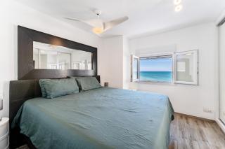 Calahonda Beach - Beachfront 2 Bedroom House Beautifully revovated - 8