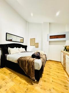 Cozy Studio Apartment Near LK KBG Hospital - 2