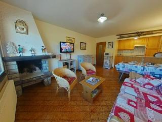 Appt avec cheminée, balcon sud et parking au Grand-Bornand - FR-1-241-213 - Le Grand-Bornand - 8