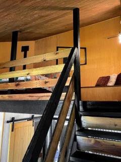 Rustic Horse Stall Suite B&B Near Nashville and has Private Bath, Loft Beds & Country Breakfast - 5