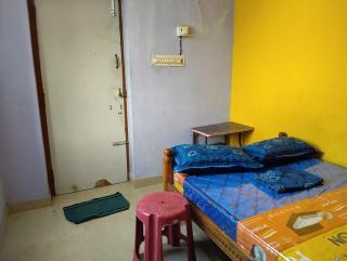 Sri Sai Dwaraka Home stay - 4