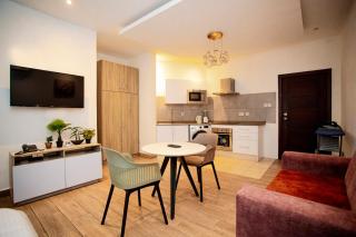 Legacy Square by QUAO REALTY - 4