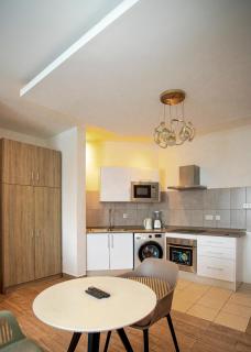 Legacy Square by QUAO REALTY - 8