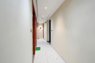 Super Townhouse Kali Ghat Prayagraj Formerly Ramesh Palace - 2