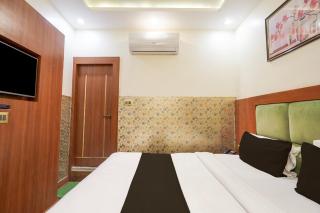 Super Townhouse Kali Ghat Prayagraj Formerly Ramesh Palace - 4