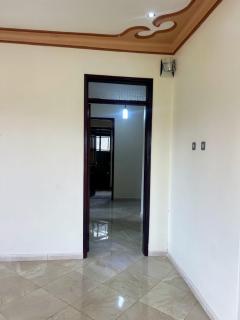 Antique Family Residence - 4