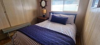 Lakeview Lodge, bookable boat slip! - 8