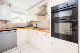 Luxury 2 bedroom cottage overlooking the River Wye - 3