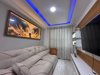 Apartamento com Piscina - 0