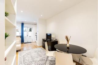 Chelsea Riverside Modern Escape - 6