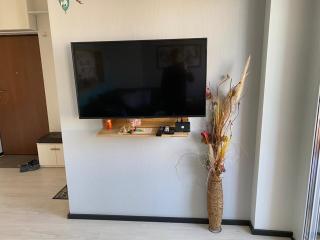 New Trendiest Location, Central & Modern apartment - 4