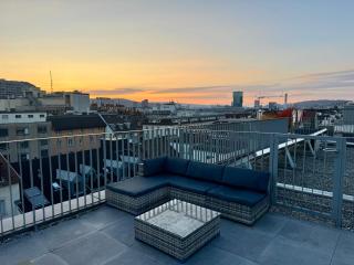 Modern apartment next to Zurich HB with roof terrace - 9