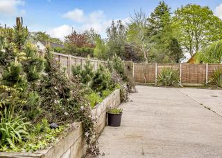 Ladera Retreat Lodges - 1