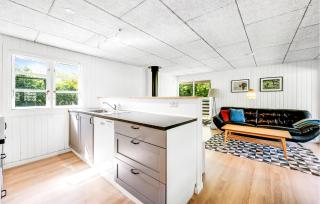 Amazing Home In Tarm With Wifi - 2