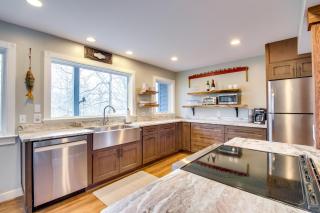 Modern Nellysford Getaway on 40 Private Acres! - 3