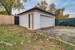 Easy Dtwn Detroit Access Pet-Friendly Family Home - 6