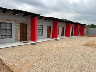 Lake boutique hotel empire - 2