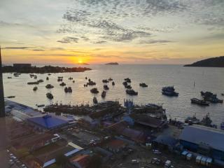 Sunset Seaview 1BR with Balcony at The Shore Kota Kinabalu - 7