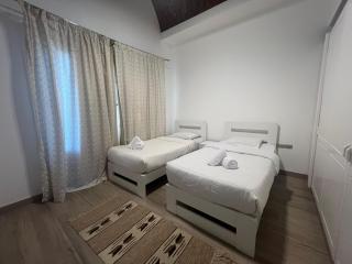 Cozy South Marina 2Bdr with Pool Access - 7