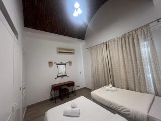 Cozy South Marina 2Bdr with Pool Access - 5