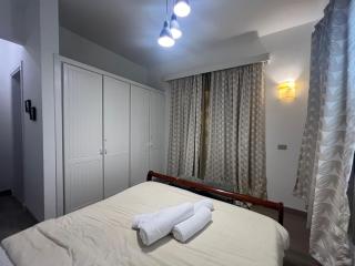 Cozy South Marina 2Bdr with Pool Access - 1