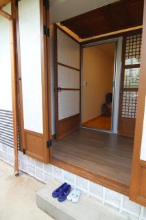 Sungsim Hanok Guesthouse - 1