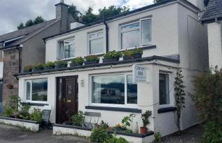Clisham Bed and Breakfast - 9