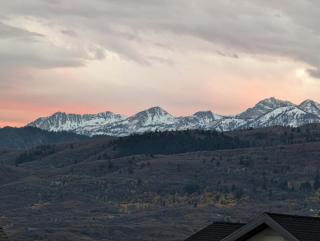 New home & furnishings 4BR 4Bath View Amenities - 2