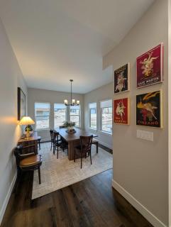 New home & furnishings 4BR 4Bath View Amenities - 1