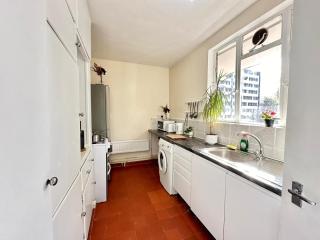 Paddington 2 bedroom Cosy Apartment - 3
