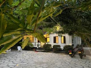 The Veenus Villa - 8