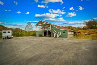 Exclusive Attraction Ticket Prices! Rustic Ranch near PF - 9