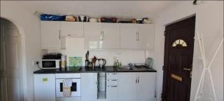 1 bed flat with private garden - 7