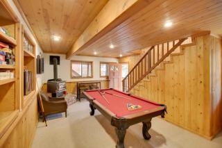 Peaceful and Idyllic Forest Cabin with Pool Table - 8