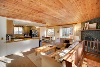 Peaceful and Idyllic Forest Cabin with Pool Table - 7