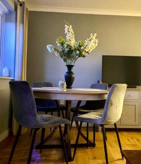 Modern house easy access Norwich city and broads - 2