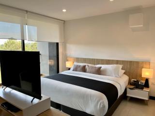 Hotel Rioverde-Suite localizada a 5 minutos del aeropuerto Internacional - 1