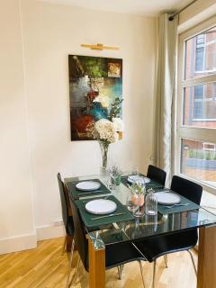 London Flat for Shopping and Christmas Lights - 6