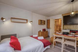 Ski In-Out - Heart of Val Thorens Great 6 Guests, WiFi - 8